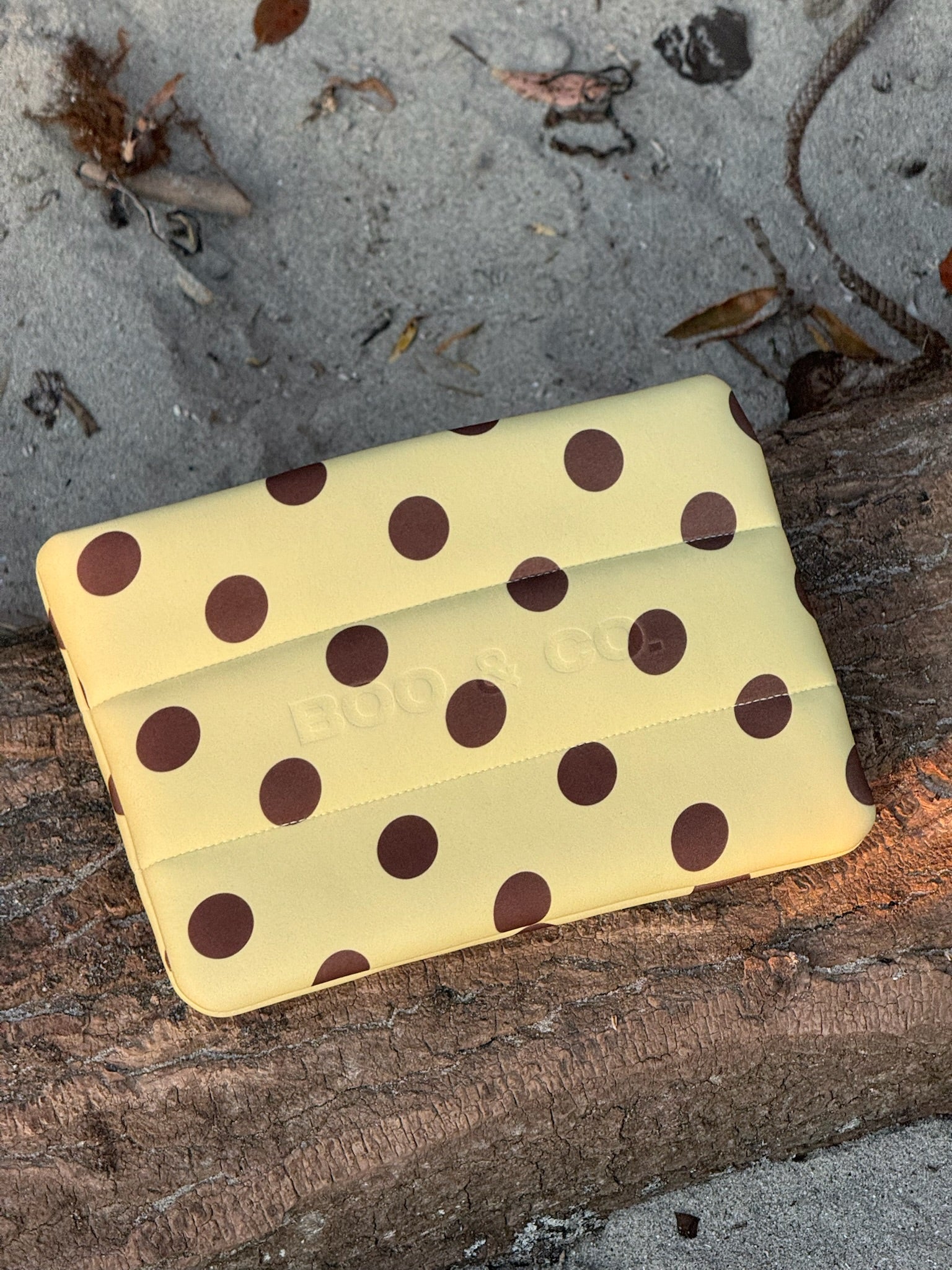 Paradiso Puff Pouch